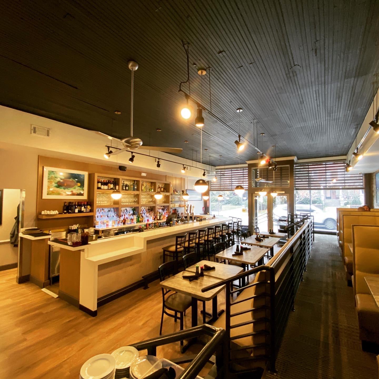 OCEAN WAVE restaurant dining room in Virginia-Highland, Atlanta